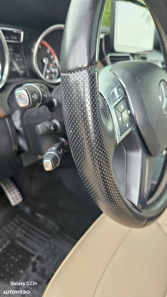 Mercedes-Benz ML 350 BlueTEC 4MATIC 7G-TRONIC - 16