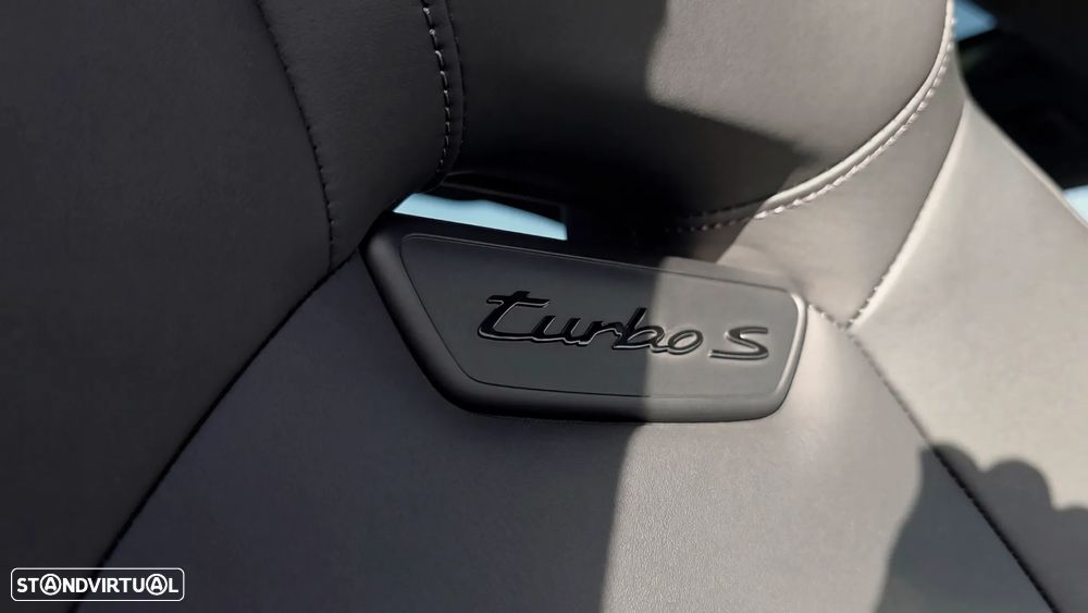 Porsche Panamera Turbo S E-Hybrid - 32