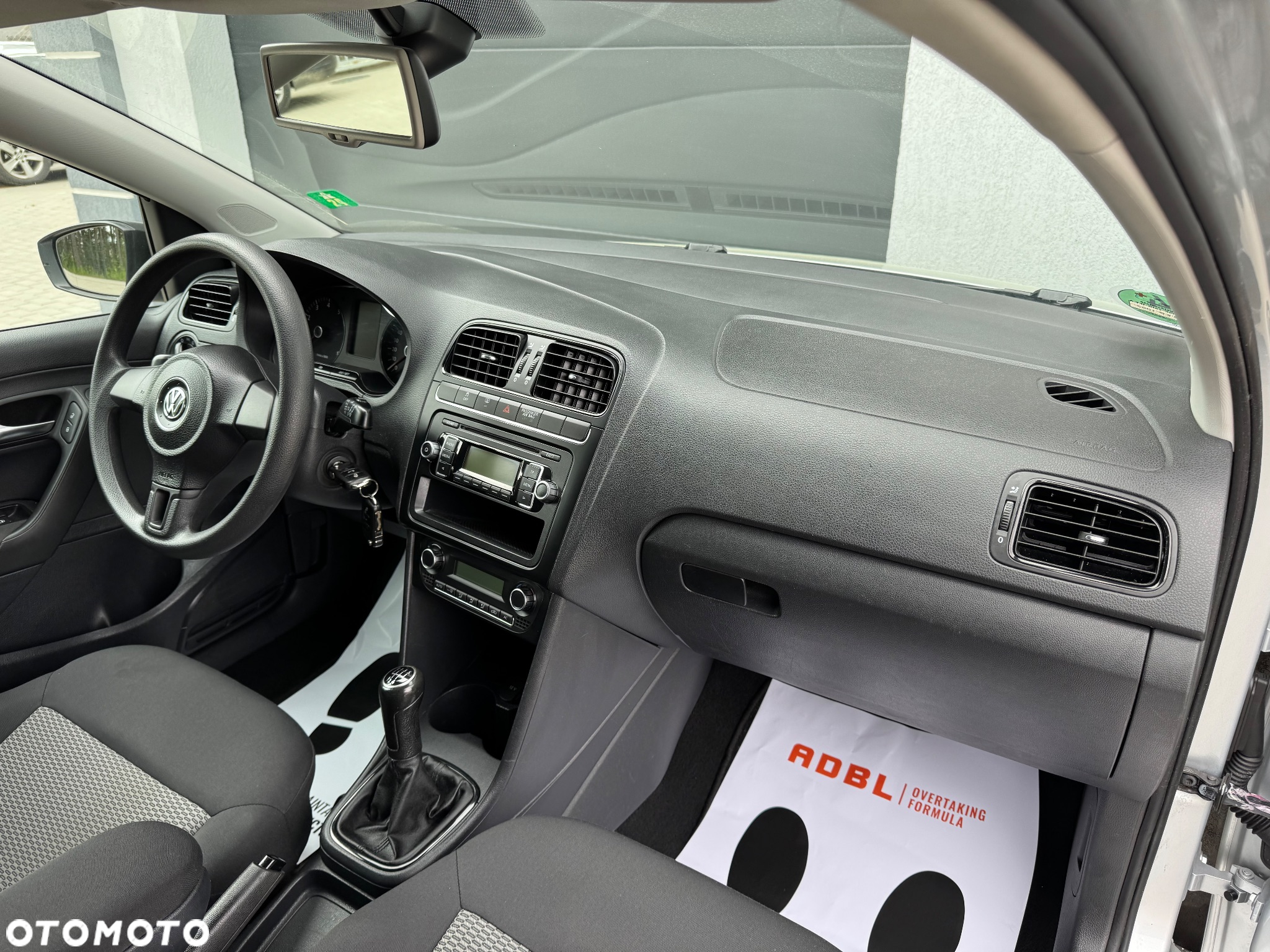 Volkswagen Polo 1.2 Style - 14