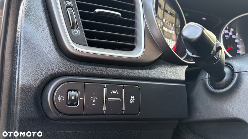 Kia Ceed 1.4 T-GDI L Business Line - 23