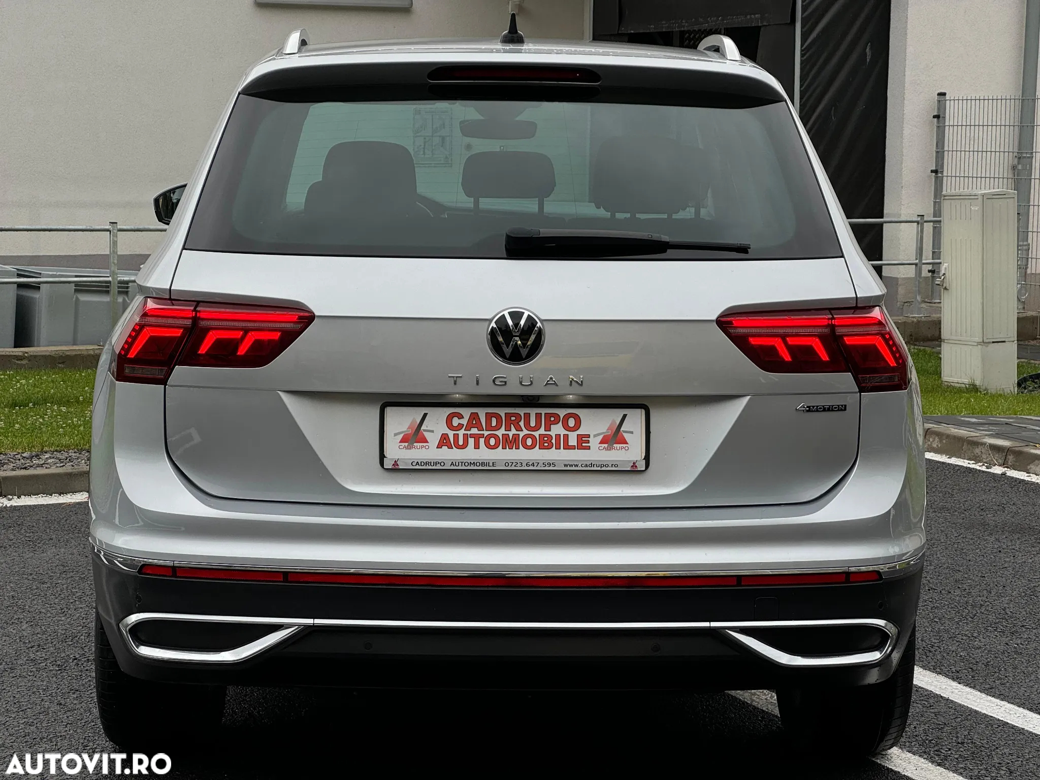 Volkswagen Tiguan 2.0 TDI SCR 4MOTION DSG Elegance - 7