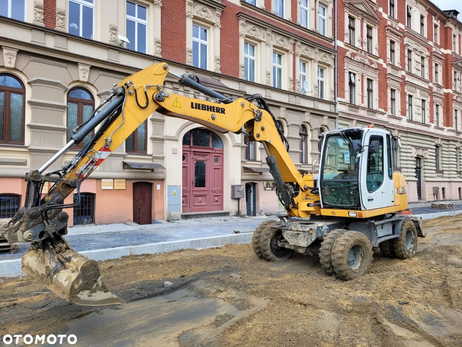 Liebherr A 311 Litronic - 1