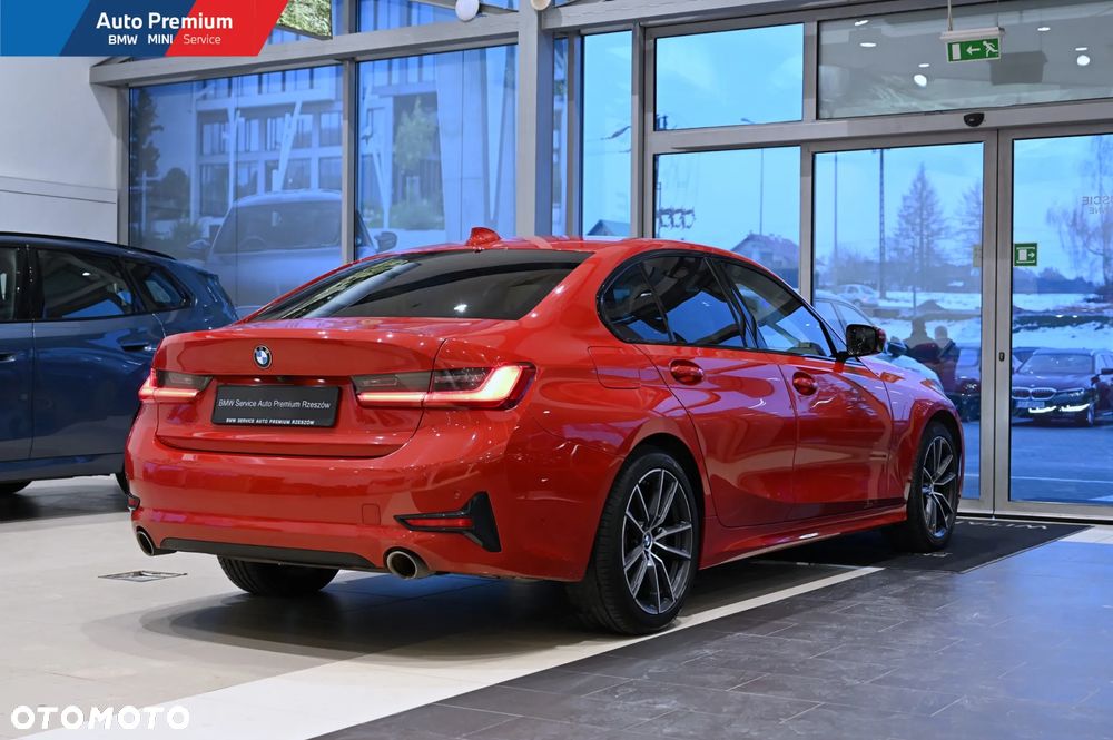 BMW Seria 3 320i - 20