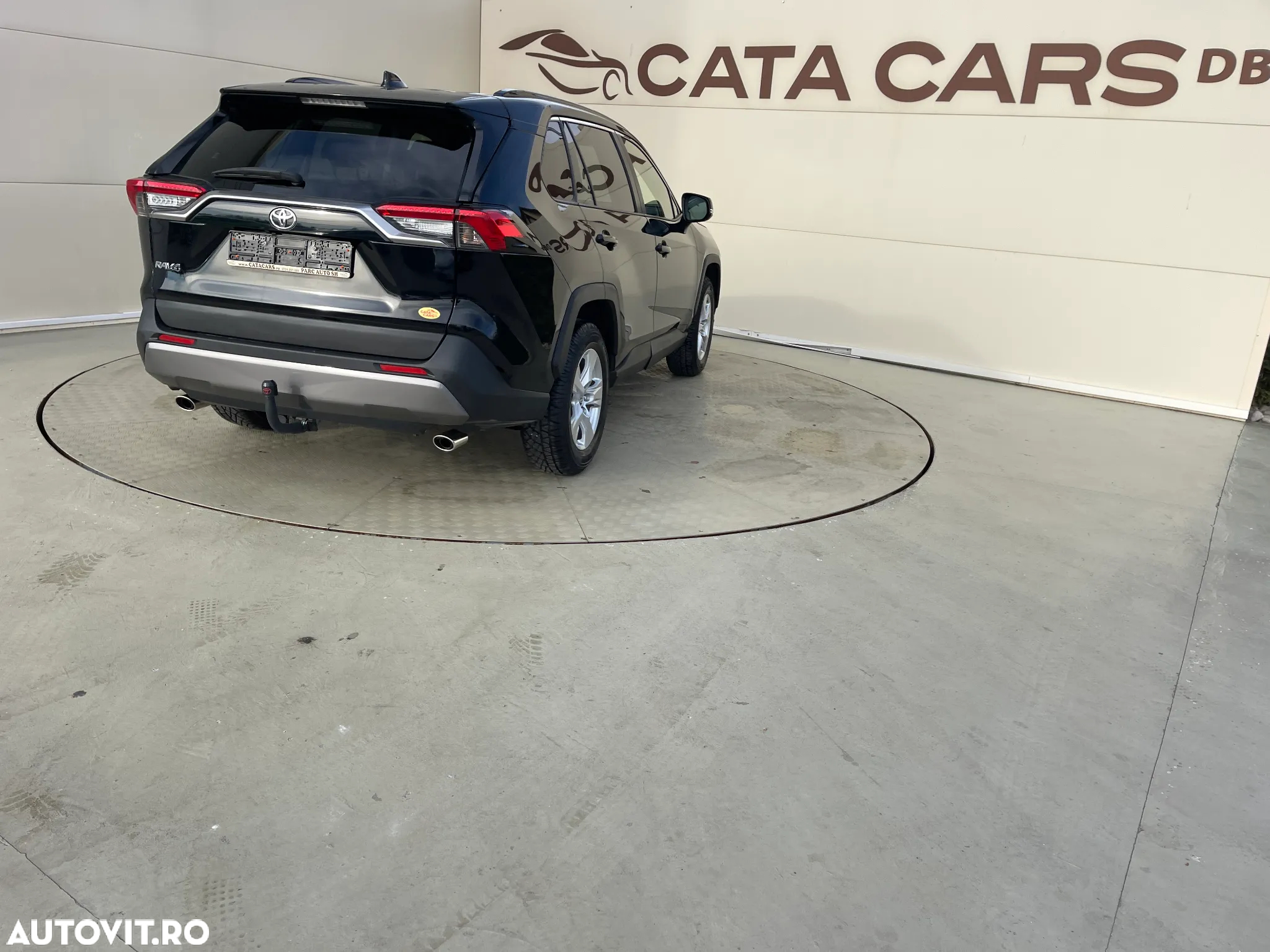 Toyota RAV4 - 14