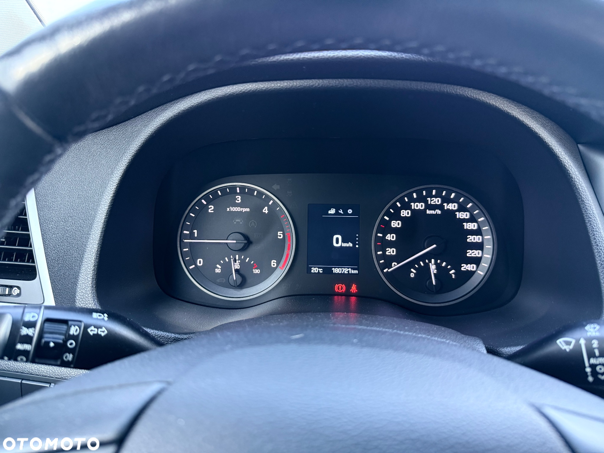 Hyundai Tucson 1.7 CRDI BlueDrive Comfort 2WD - 25
