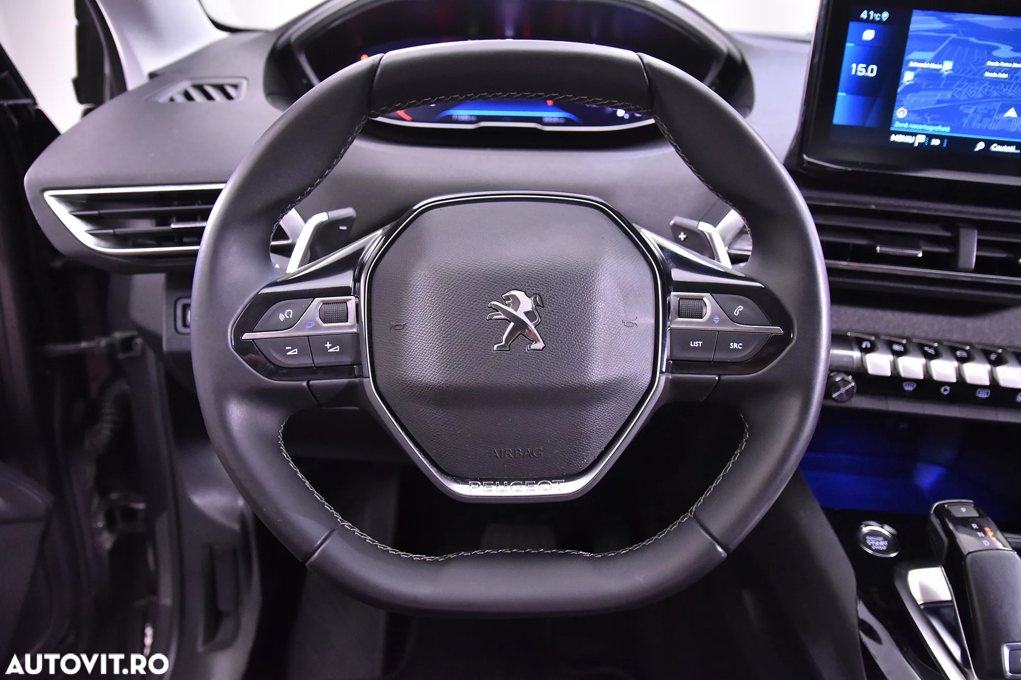 Peugeot 3008 - 16