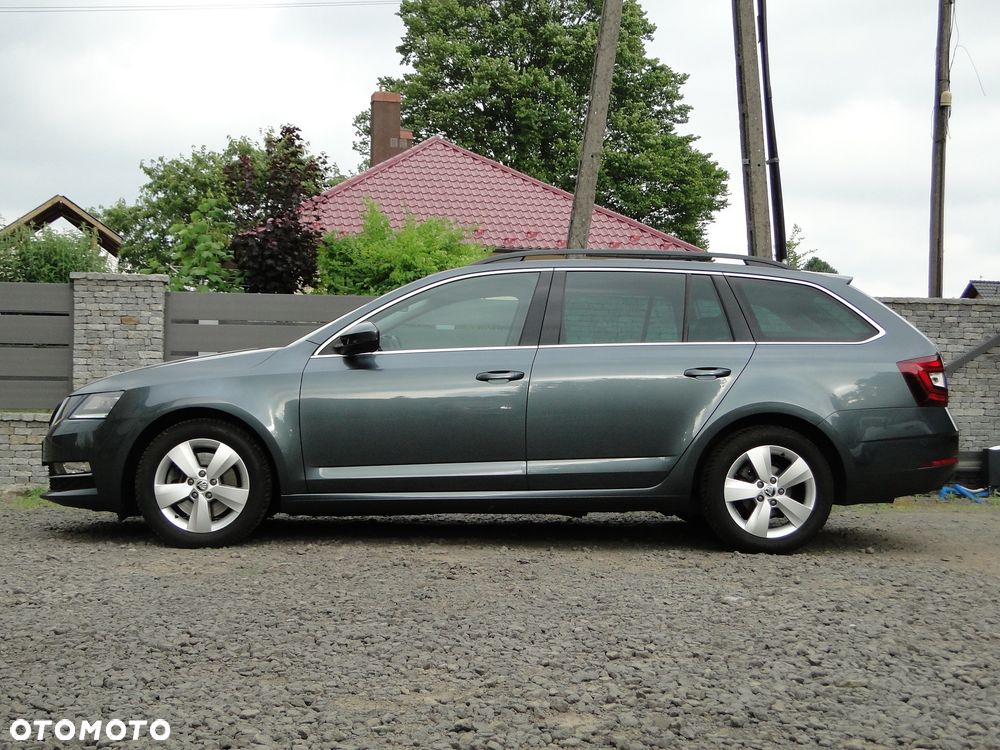 Skoda Octavia 1.5 TSI ACT Style DSG - 5