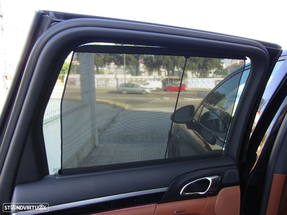 Porsche Cayenne S E-Hybrid - 30