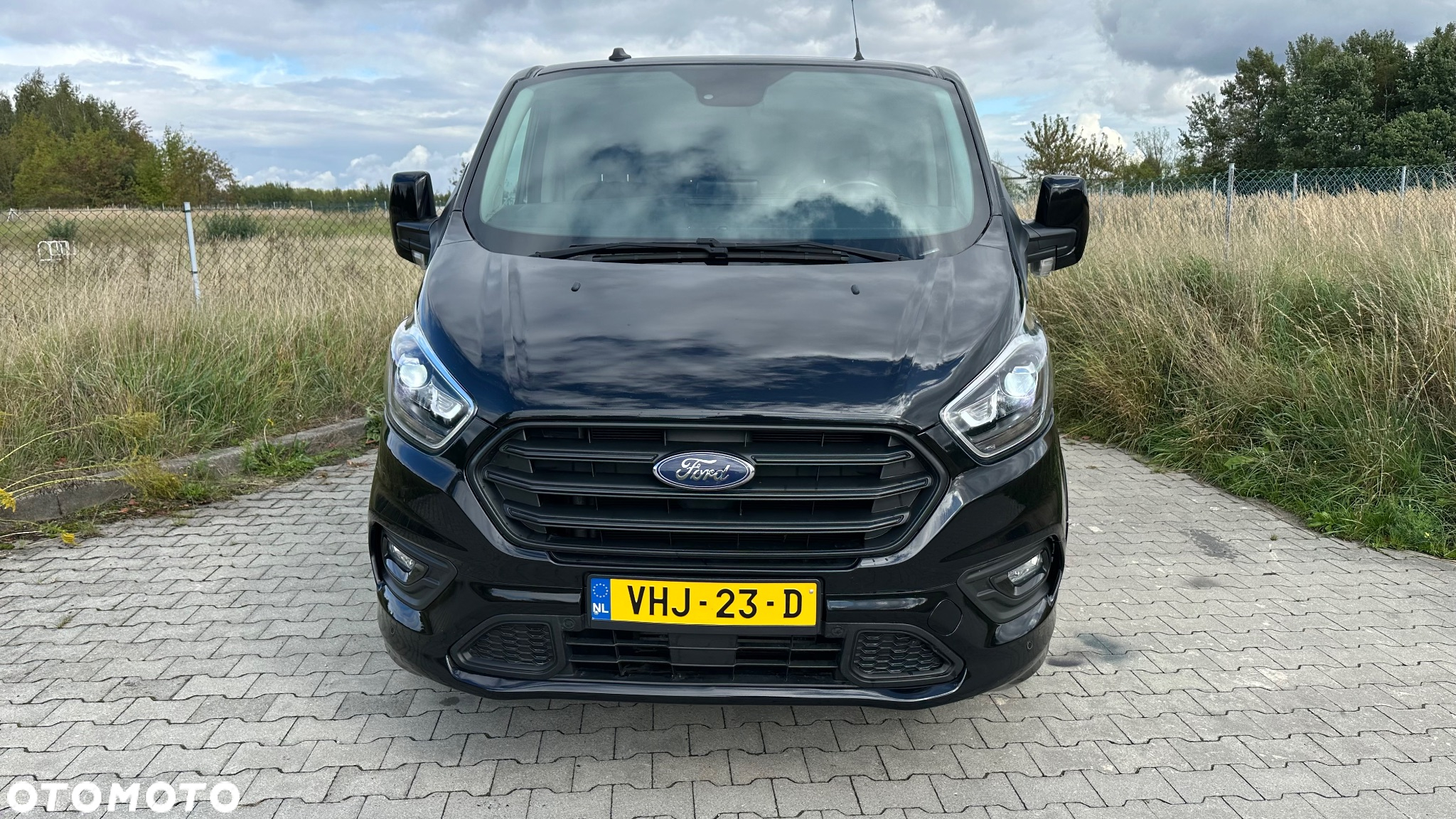 Ford Transit Custom Sport - 12