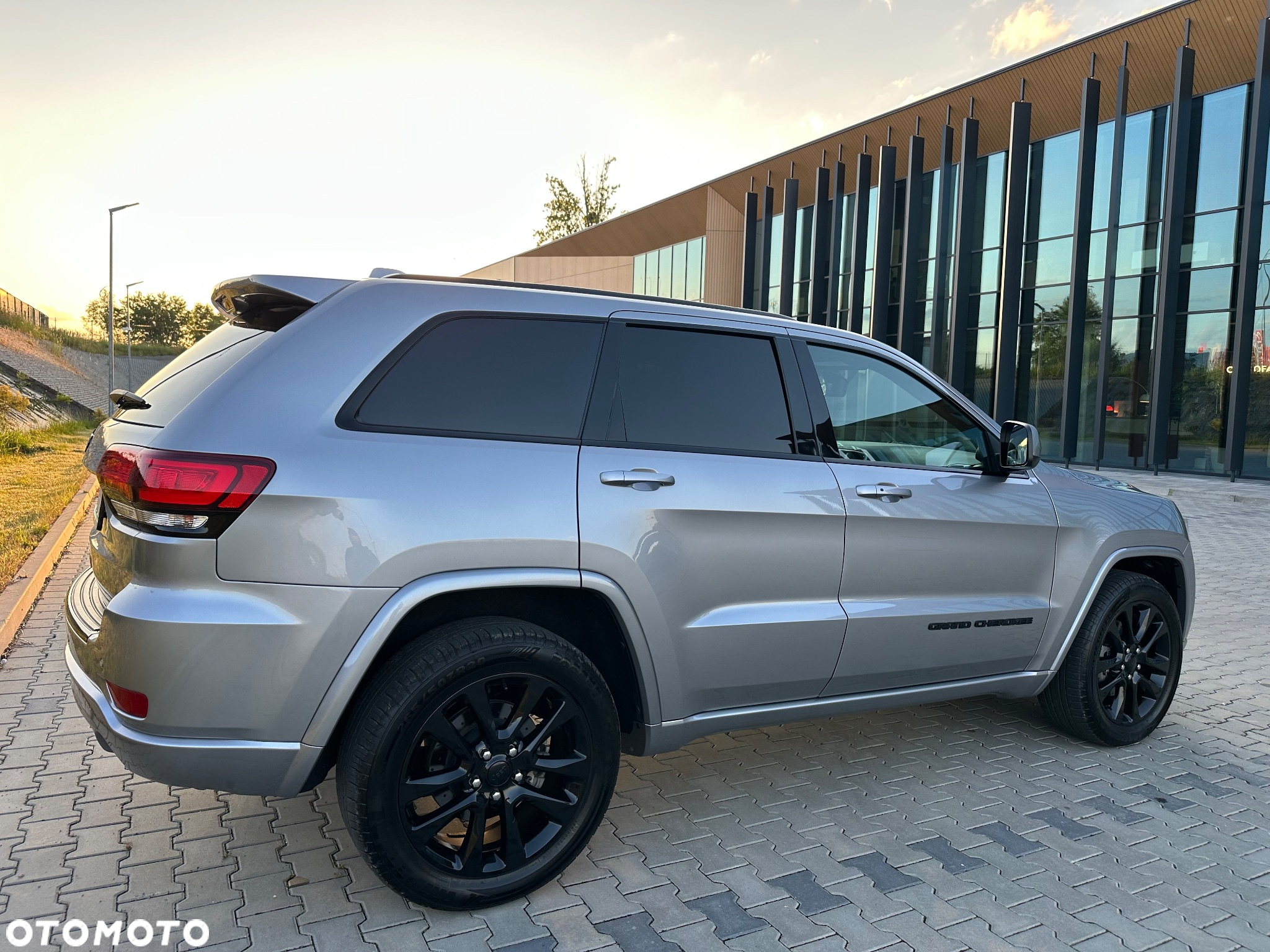 Jeep Grand Cherokee - 7