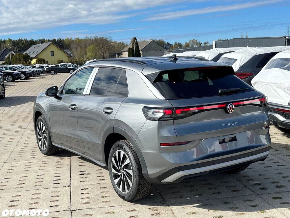 Volkswagen T-Roc 1.5 eTSI Life DSG - 5