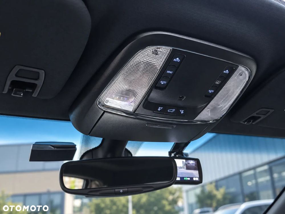 Jeep Grand Cherokee - 15