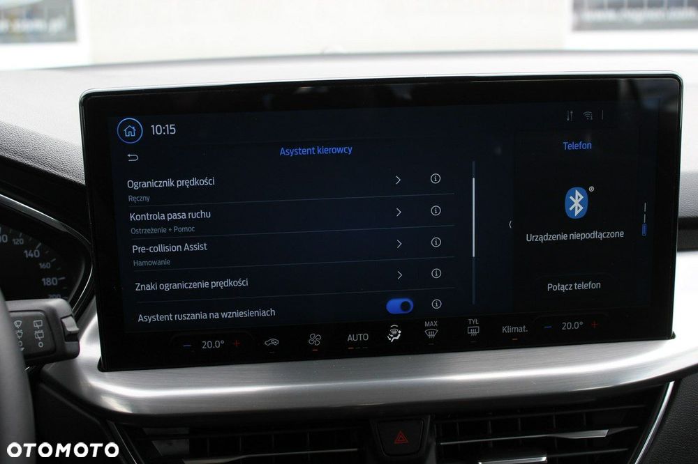 Ford Focus 1.0 EcoBoost Titanium - 24