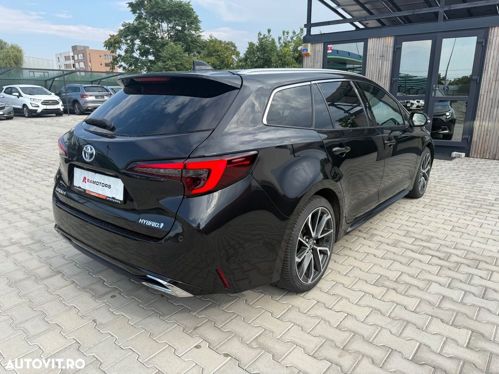Toyota Corolla 2.0 HSD Exclusive Plus - 11