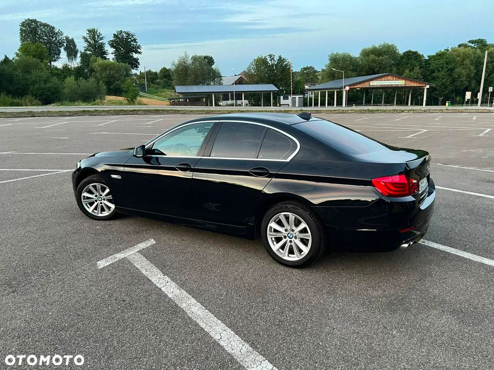 BMW Seria 5 520d Luxury Line - 4