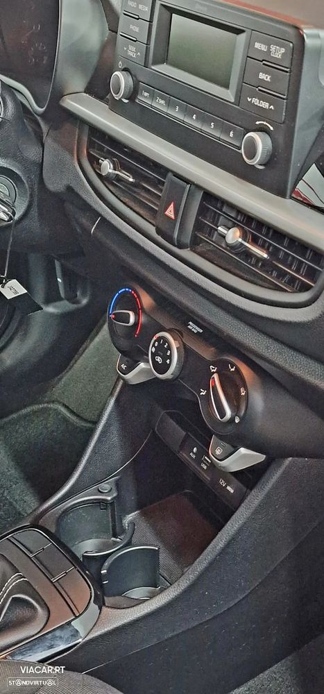 Kia Picanto 1.0 CVVT Urban - 11
