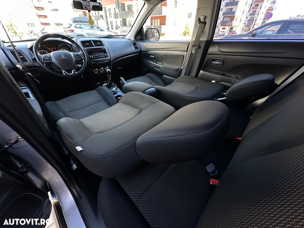 Mitsubishi ASX 1.6 DI-D 2WD Plus - 23