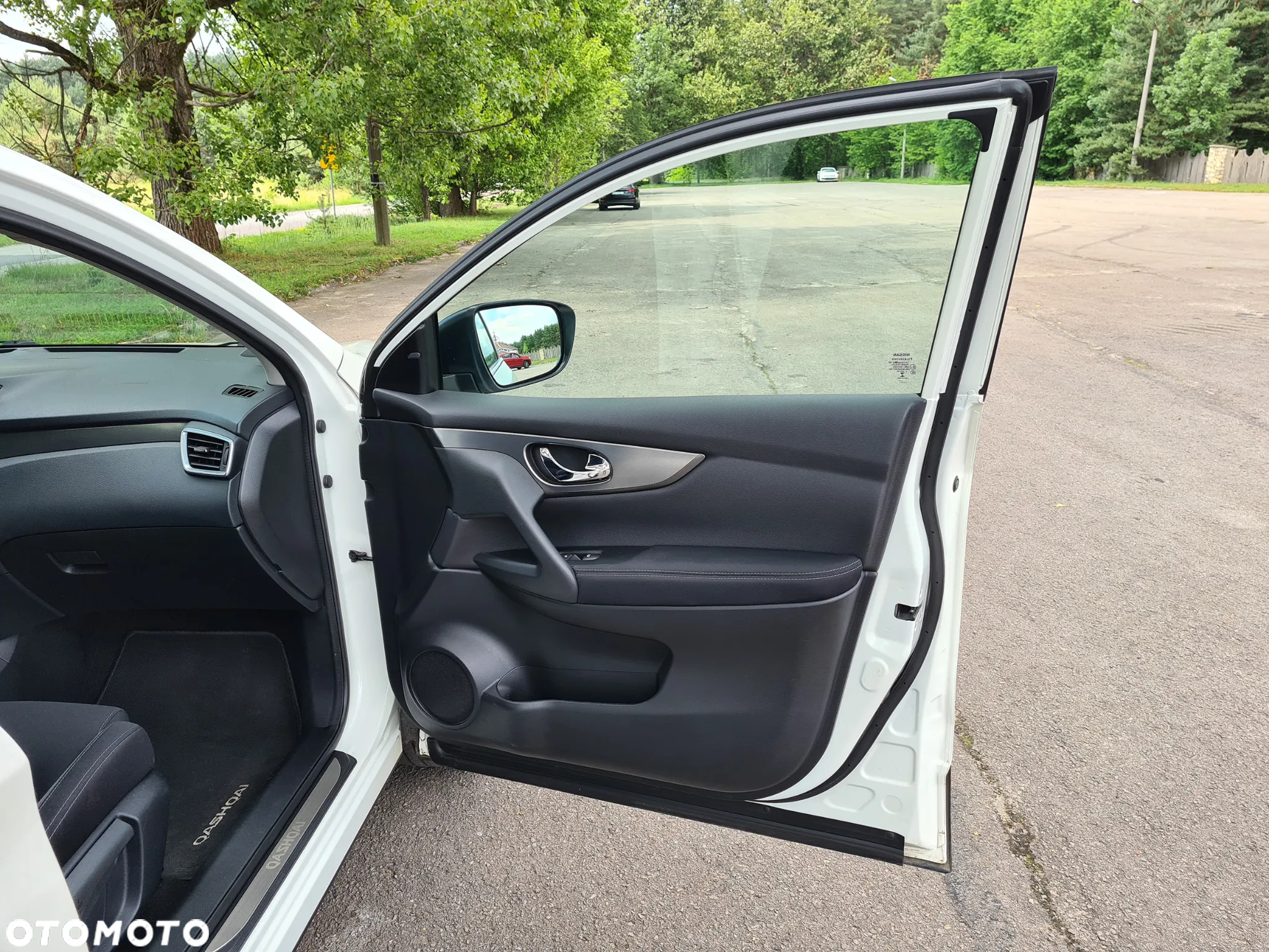 Nissan Qashqai 1.2 DIG-T N-Connecta Xtronic EU6 - 15