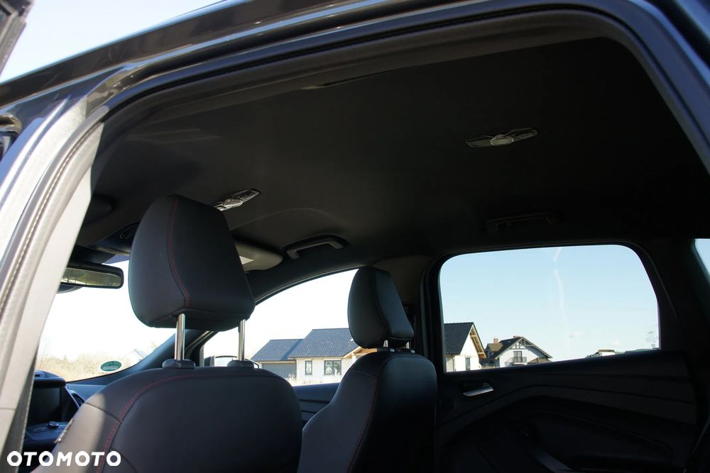 Ford Kuga 1.5 EcoBoost 4x4 ST-Line - 25