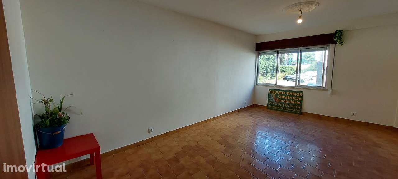 Apartamento T2 em Sintra, Rio de Mouro, pronto a habitar - Grande imagem: 4/16