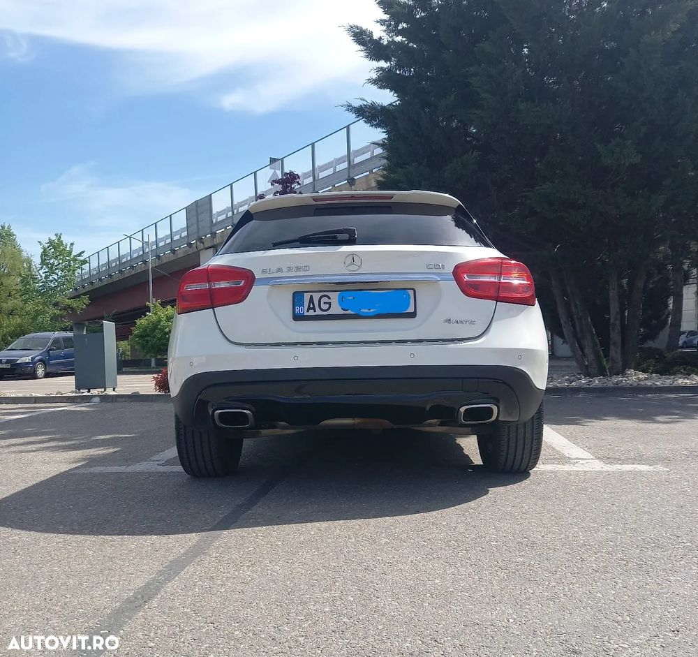 Mercedes-Benz GLA 220 CDI 4MATIC 7G-DCT Urban - 7
