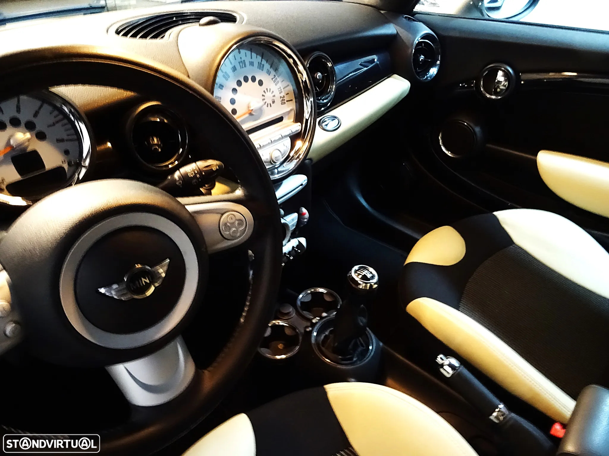 MINI 3 Portas Cooper - 14