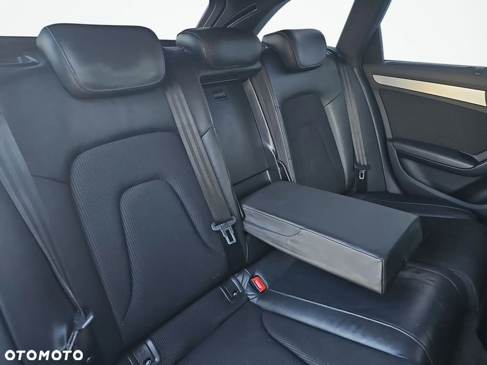 Audi A4 Avant 2.0 TFSI Quattro - 12