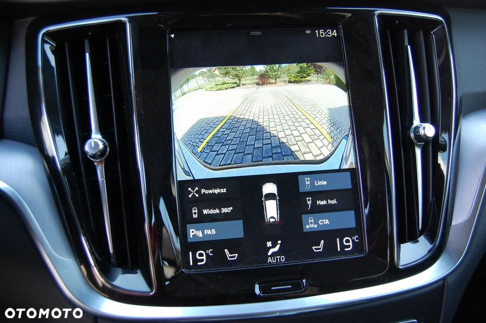 Volvo V60 Cross Country D4 AWD Geartronic Pro - 21