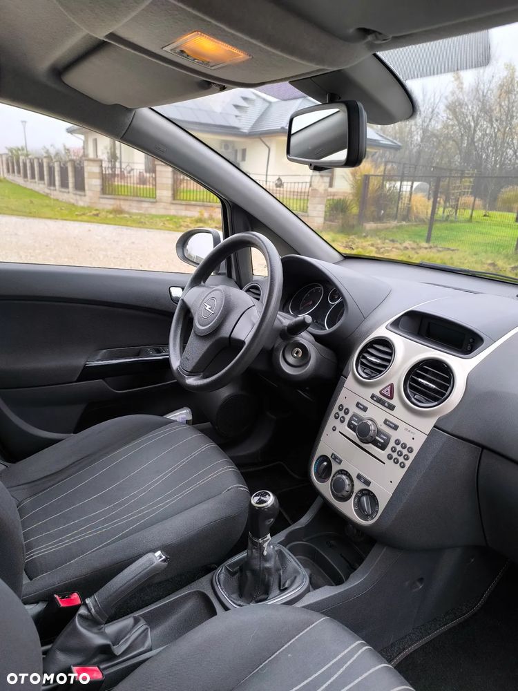 Opel Corsa 1.4 16V Enjoy - 8