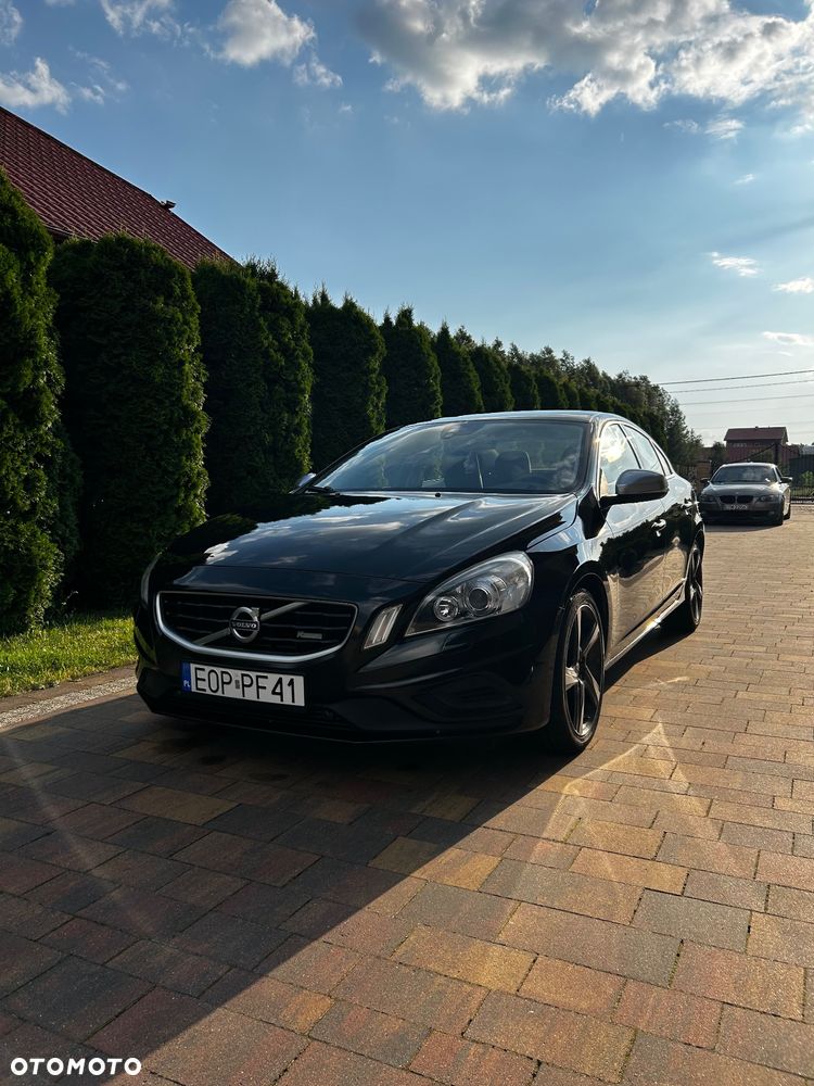 Volvo S60 D4 R-Design - 11