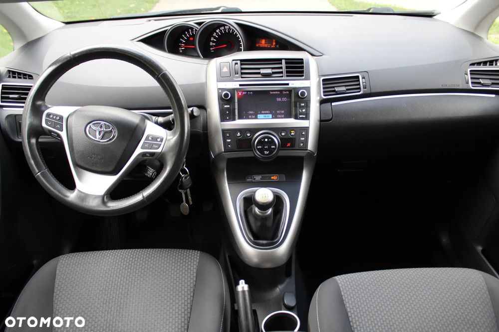 Toyota Verso 1.8 5-Sitzer Life - 12