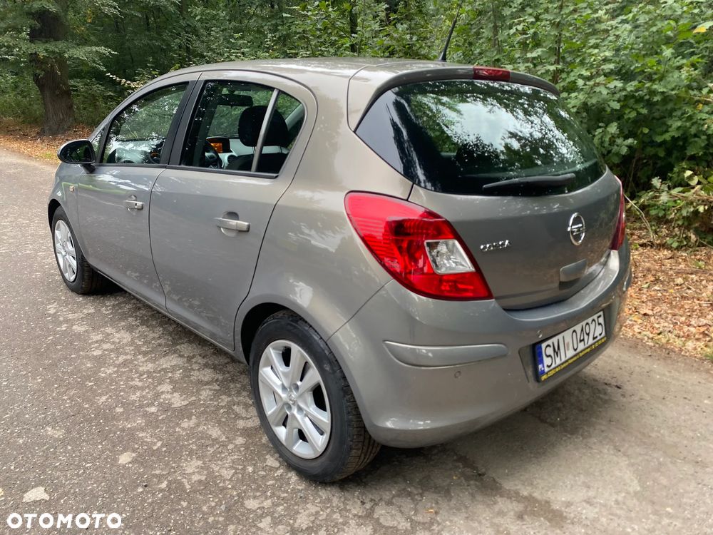 Opel Corsa - 4