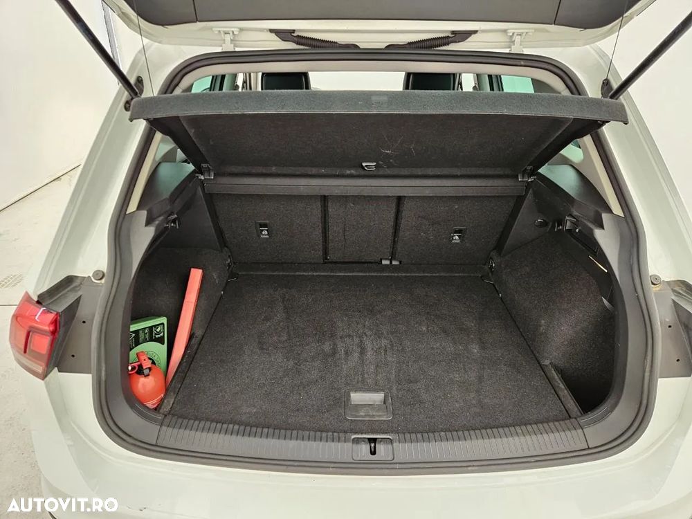 Volkswagen Tiguan 2.0 TDI DPF DSG Comfortline - 12