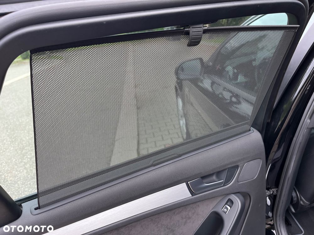 Audi A4 - 24