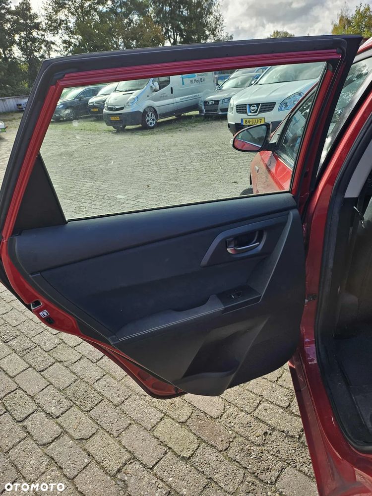 Toyota Auris - 14