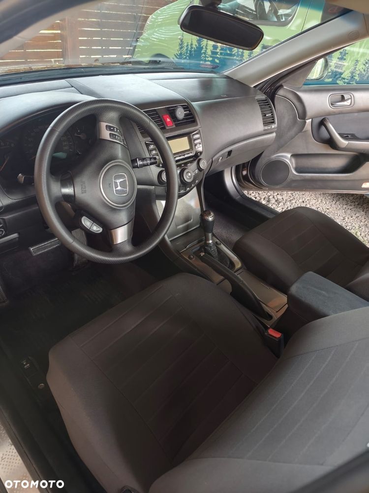 Honda Accord 2.0 Comfort - 12