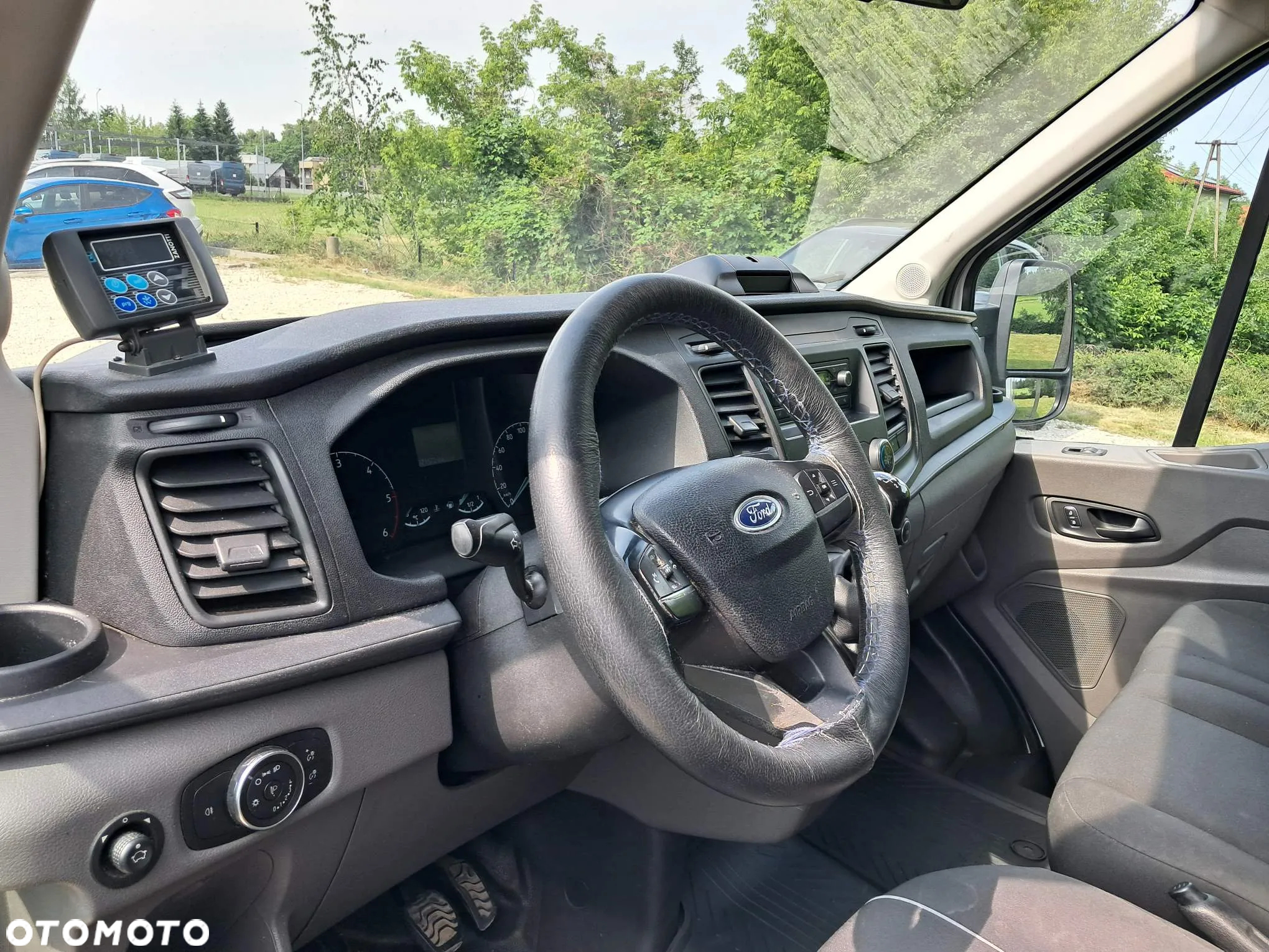 Ford Transit - 10