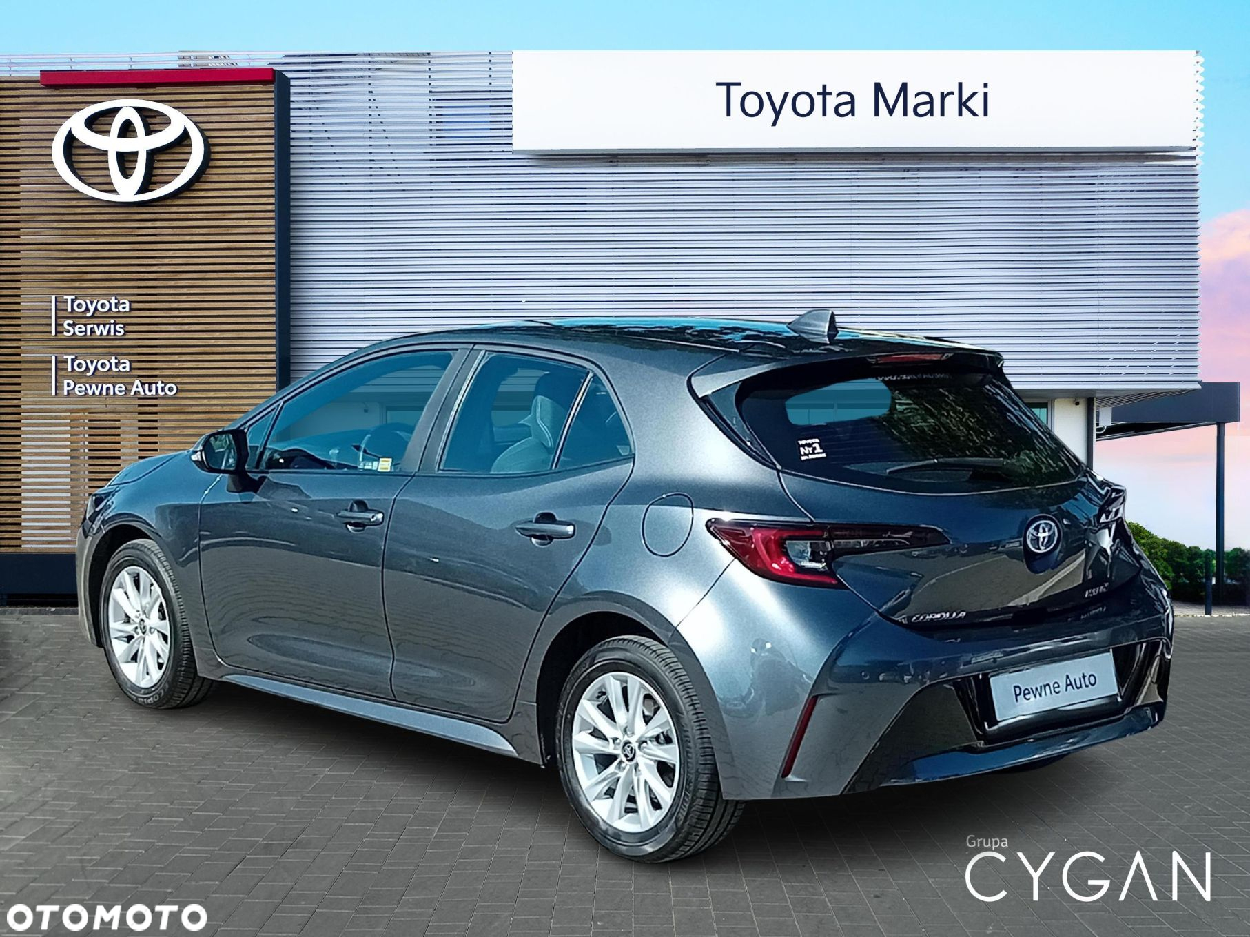Toyota Corolla - 3