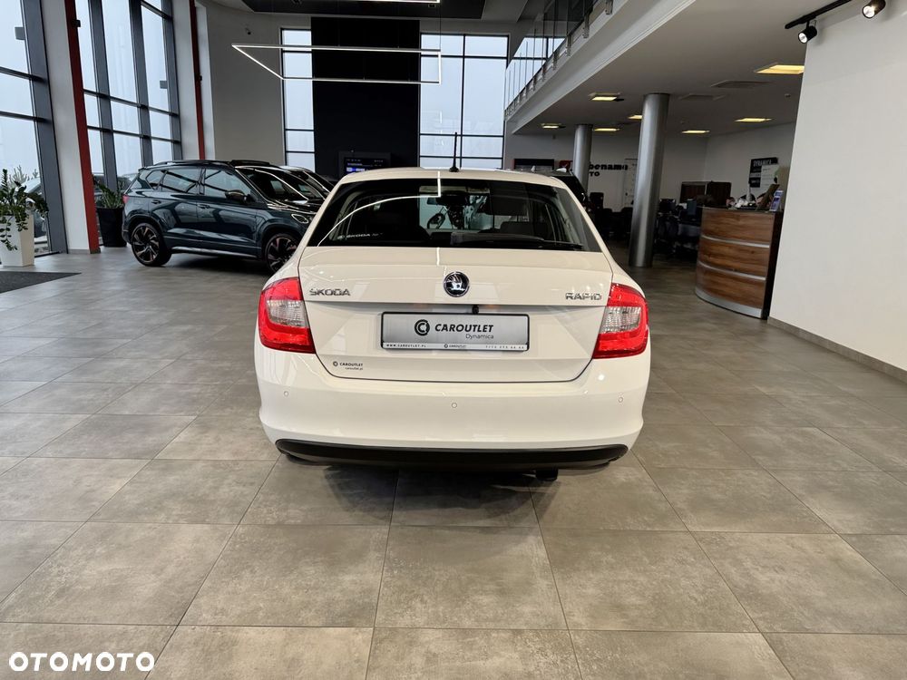 Skoda RAPID - 8
