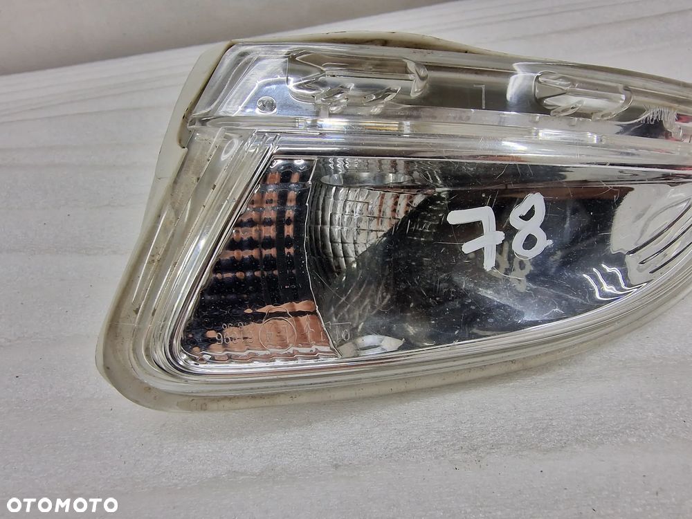 RENAULT TWINGO II LIFT 11- LAMPA KIERUNKOWSKAZU LEWA , NR TYC 12-A148 , NR AUKCJI H78 - 2