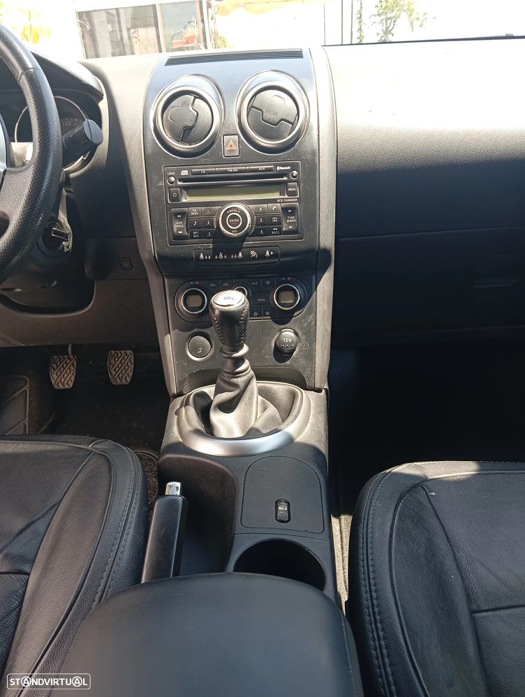 Nissan Qashqai 1.5 dCi Tekna Premium Pele Preta 17 - 5