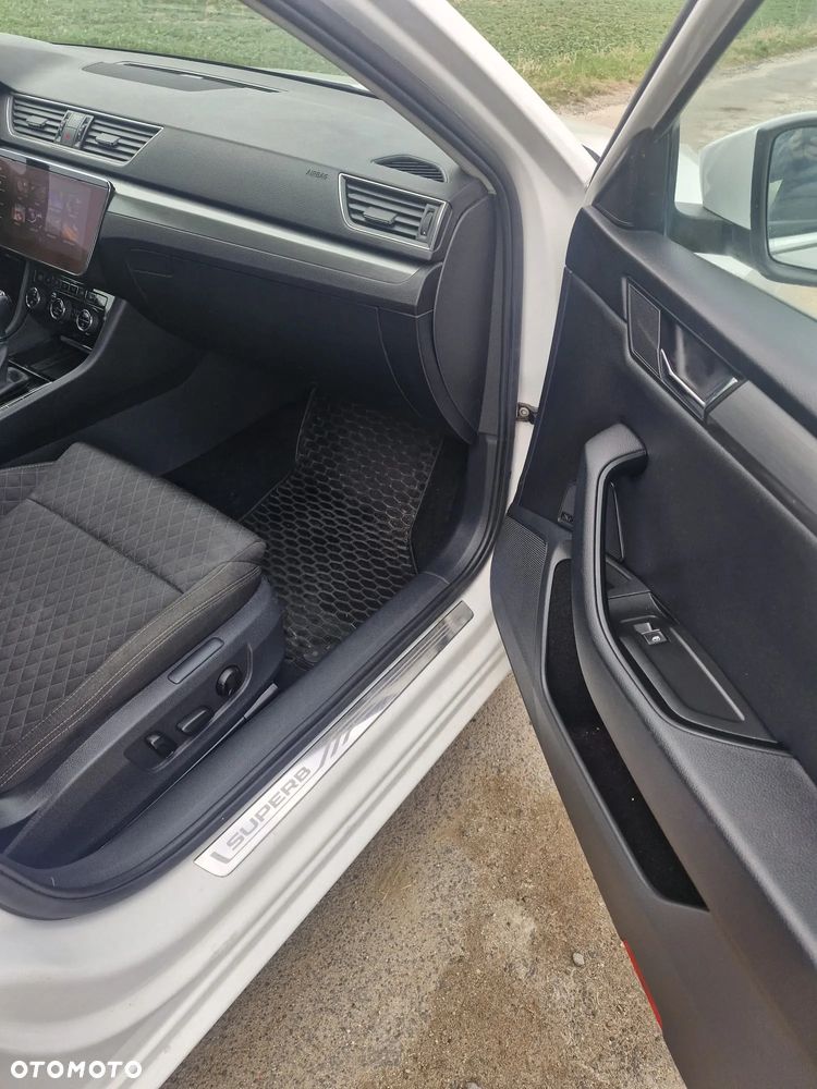 Skoda Superb - 18