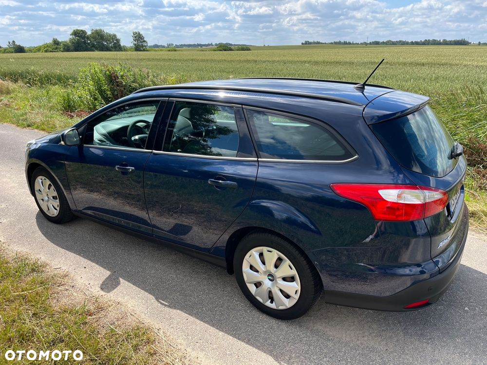 Ford Focus 1.0 EcoBoost 99g Start-Stopp-System Business Edition - 4