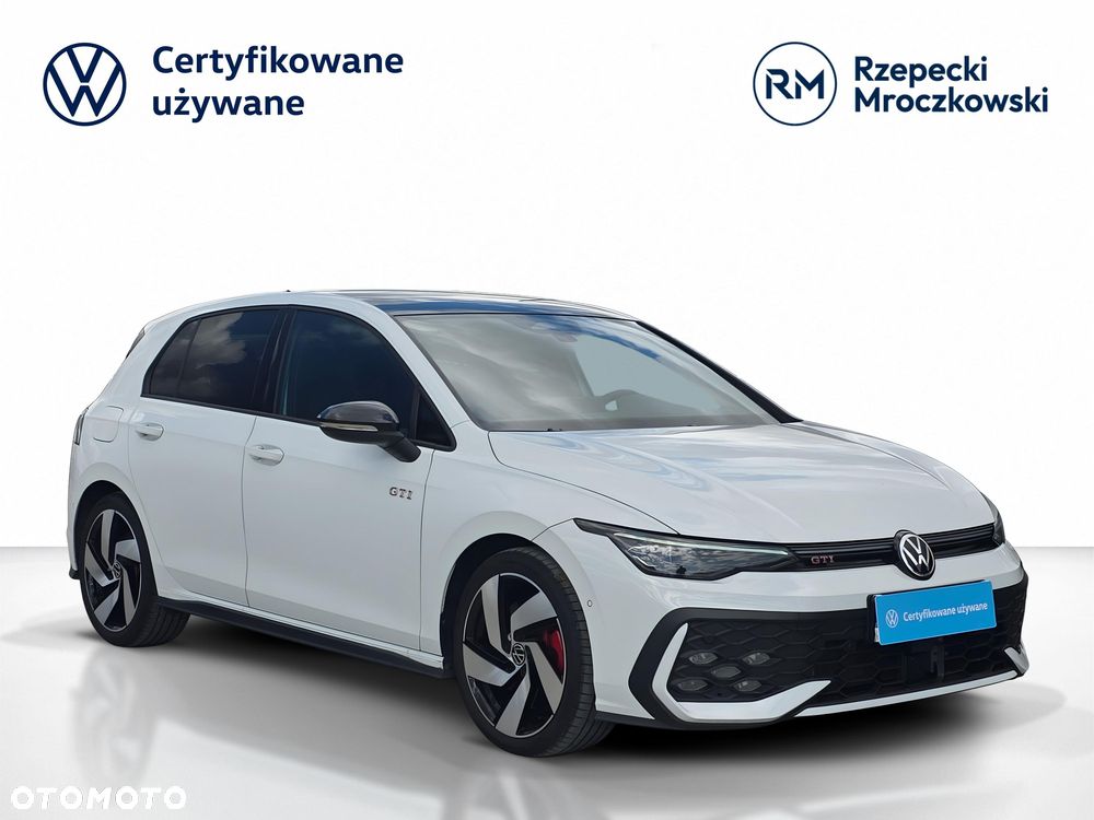 Volkswagen Golf - 9