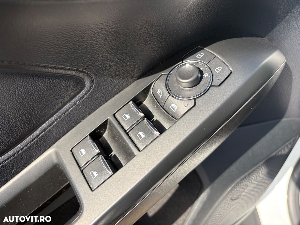 Ford Focus 1.5 EcoBlue Titanium X - 19