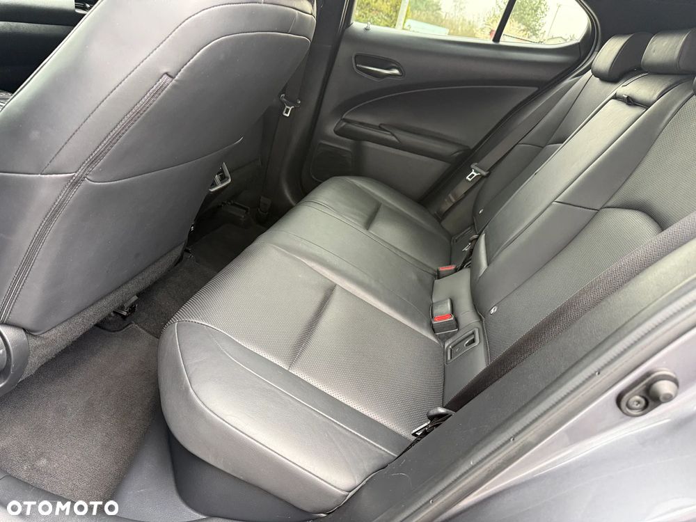 Lexus UX 250h GPF Prestige AWD - 15