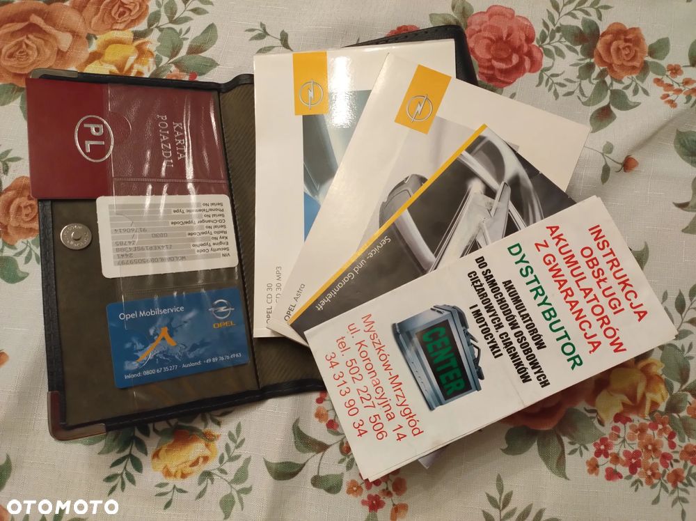 Opel Astra III GTC 1.4 Cosmo - 25