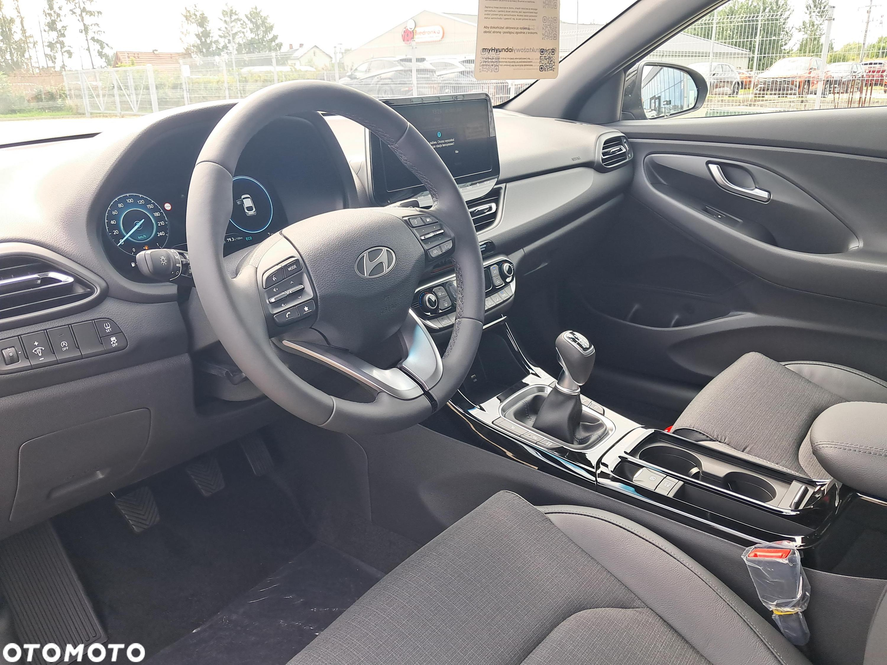 Hyundai i30 1.5 T-GDI 48V Smart - 12