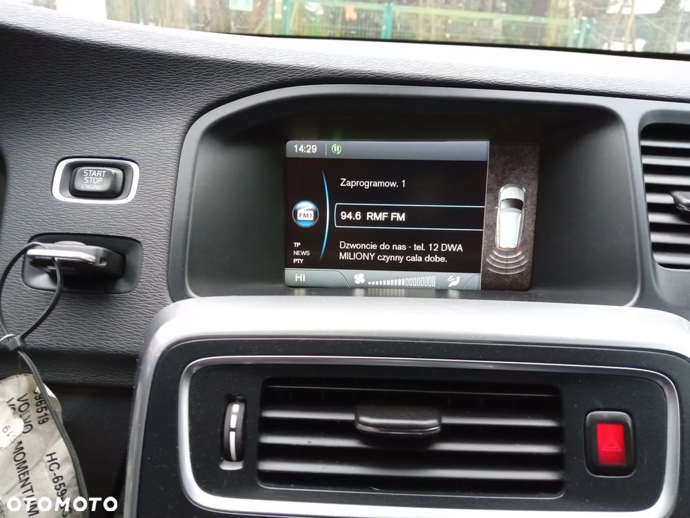 Volvo V60 D3 Momentum - 23
