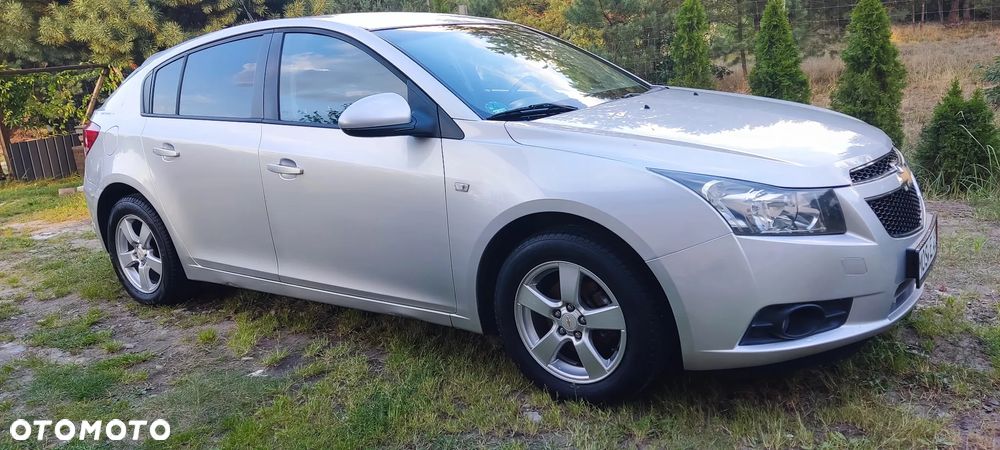 Chevrolet Cruze - 21